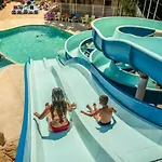 Kamp alanı Zecamping Familial Espace Aquatique Pet Friendly