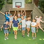 Zecamping Familial Espace Aquatique Pet Friendly